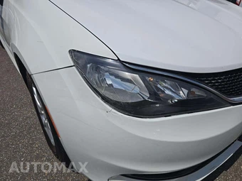 2021 Chrysler Voyager LX 121.6" WB - miniatura 22