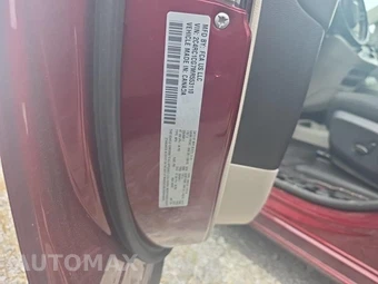 2021 Chrysler Voyager LX 121.6" WB - miniatura 17