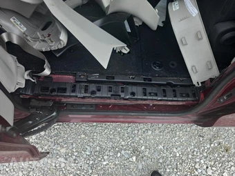 2021 Chrysler Voyager LX 121.6" WB - miniatura 20
