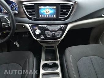 2021 Chrysler Voyager LX 121.6" WB - miniatura 11
