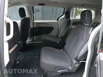 2021 Chrysler Voyager LX 121.6" WB - miniatura 13