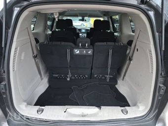 2021 Chrysler Voyager LX 121.6" WB - miniatura 17
