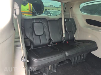 2021 Chrysler Voyager LXi 121.6" WB - miniatura 14