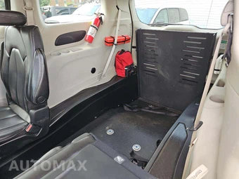 2021 Chrysler Voyager LXi 121.6" WB - miniatura 14