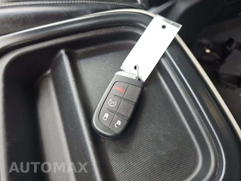 2021 Chrysler Voyager LXi 121.6" WB - miniatura 8