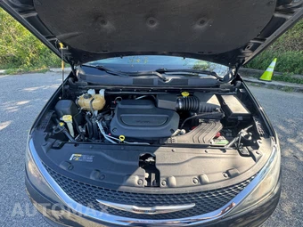 2021 Chrysler Voyager LXi 121.6" WB - miniatura 28