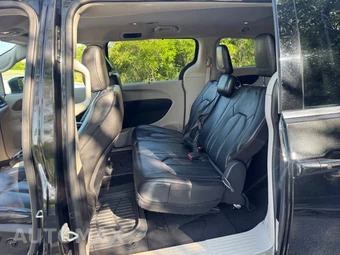 2021 Chrysler Voyager LXi 121.6" WB - miniatura 29