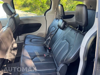 2021 Chrysler Voyager LXi 121.6" WB - miniatura 32