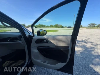 2021 Chrysler Voyager LXi 121.6" WB - miniatura 36
