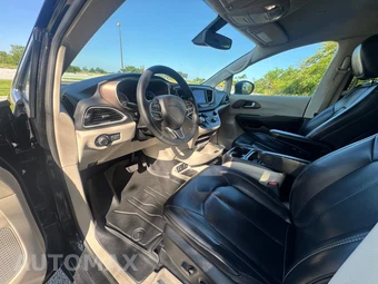 2021 Chrysler Voyager LXi 121.6" WB - miniatura 45
