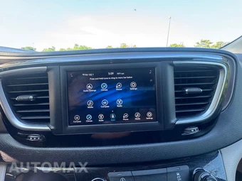 2021 Chrysler Voyager LXi 121.6" WB - miniatura 47