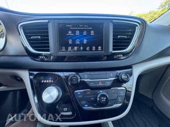 2021 Chrysler Voyager LXi 121.6" WB - miniatura 50