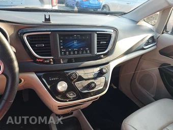 2021 Chrysler Voyager LXi 121.6" WB - miniatura 11