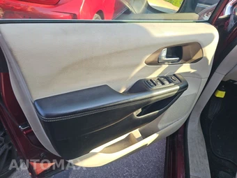 2021 Chrysler Voyager LXi 121.6" WB - miniatura 9