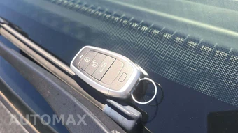 2021 Chrysler Voyager LXi 121.6" WB - miniatura 18