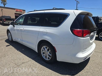 2021 Chrysler Voyager LXi 121.6" WB - miniatura 6