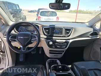2021 Chrysler Voyager LXi 121.6" WB - miniatura 11