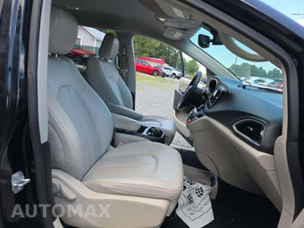 2021 Chrysler Voyager LXi 121.6" WB - miniatura 16