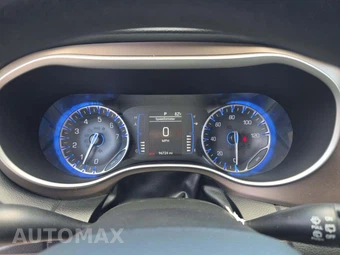 2021 Chrysler Voyager LXi 121.6" WB - miniatura 6