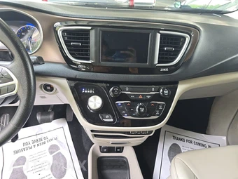 2021 Chrysler Voyager LXi 121.6" WB - miniatura 11