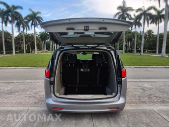 2021 Chrysler Voyager LXi 121.6" WB - miniatura 17