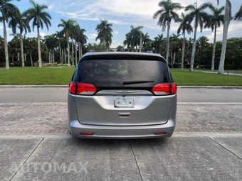 2021 Chrysler Voyager LXi 121.6" WB - miniatura 18
