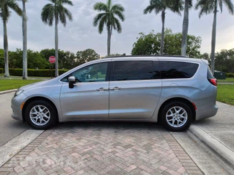 2021 Chrysler Voyager LXi 121.6" WB - miniatura 19