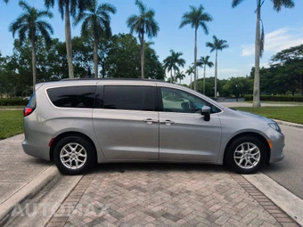2021 Chrysler Voyager LXi 121.6" WB - miniatura 20