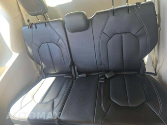 2021 Chrysler Voyager LXi 121.6" WB - miniatura 14