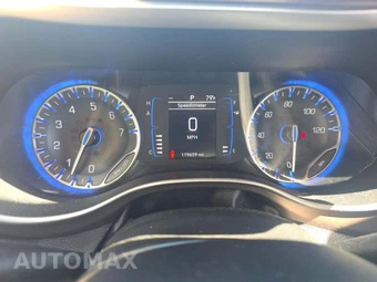 2021 Chrysler Voyager LXi 121.6" WB - miniatura 9