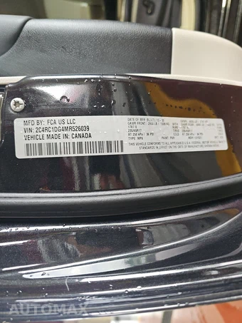 2021 Chrysler Voyager LXi 121.6" WB - miniatura 15