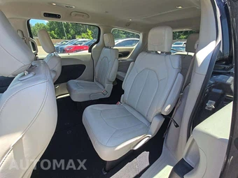 2021 Chrysler Voyager LXi 121.6" WB - miniatura 13