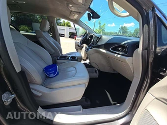 2021 Chrysler Voyager LXi 121.6" WB - miniatura 19