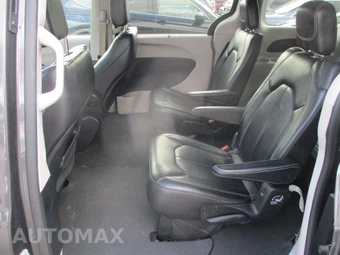 2021 Chrysler Voyager LXi 121.6" WB - miniatura 17
