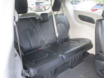 2021 Chrysler Voyager LXi 121.6" WB - miniatura 21