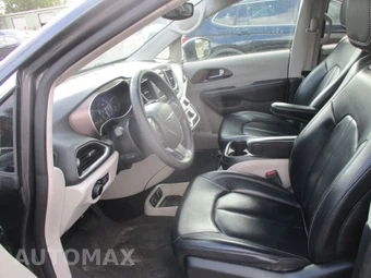 2021 Chrysler Voyager LXi 121.6" WB - miniatura 9
