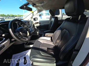 2021 Chrysler Voyager LXi 121.6" WB - miniatura 7