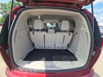 2021 Chrysler Voyager LXi 121.6" WB - miniatura 12