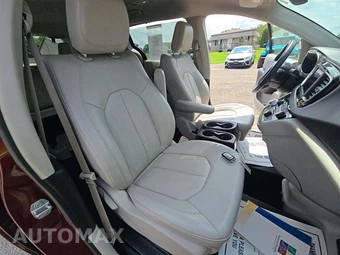 2021 Chrysler Voyager LXi 121.6" WB - miniatura 16