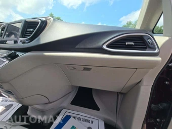 2021 Chrysler Voyager LXi 121.6" WB - miniatura 17