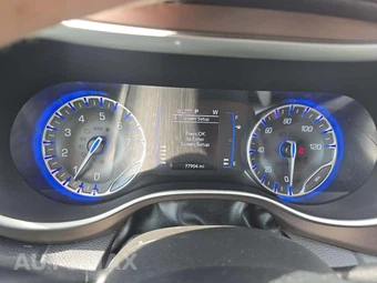 2021 Chrysler Voyager LXi 121.6" WB - miniatura 6