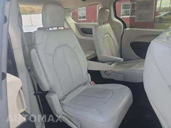 2021 Chrysler Voyager LXi 121.6" WB - miniatura 17