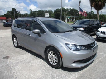 2021 Chrysler Voyager LXi 121.6" WB - miniatura 4