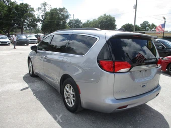 2021 Chrysler Voyager LXi 121.6" WB - miniatura 8