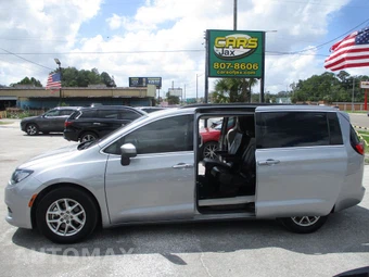 2021 Chrysler Voyager LXi 121.6" WB - miniatura 9