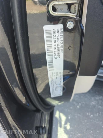 2021 Chrysler Voyager LXi 121.6" WB - miniatura 17
