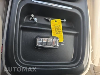 2021 Chrysler Voyager LXi 121.6" WB - miniatura 21
