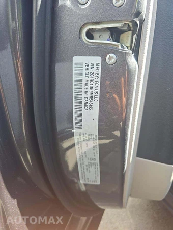 2021 Chrysler Voyager LXi 121.6" WB - miniatura 5