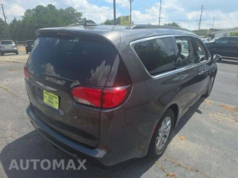 2021 Chrysler Voyager LXi 121.6" WB - miniatura 3