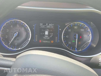 2021 Chrysler Voyager LXi 121.6" WB - miniatura 9